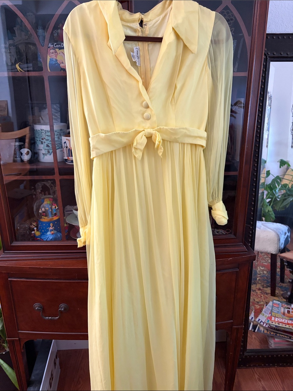 Union label vintage Yellow Long Sleeve Maxi Dress